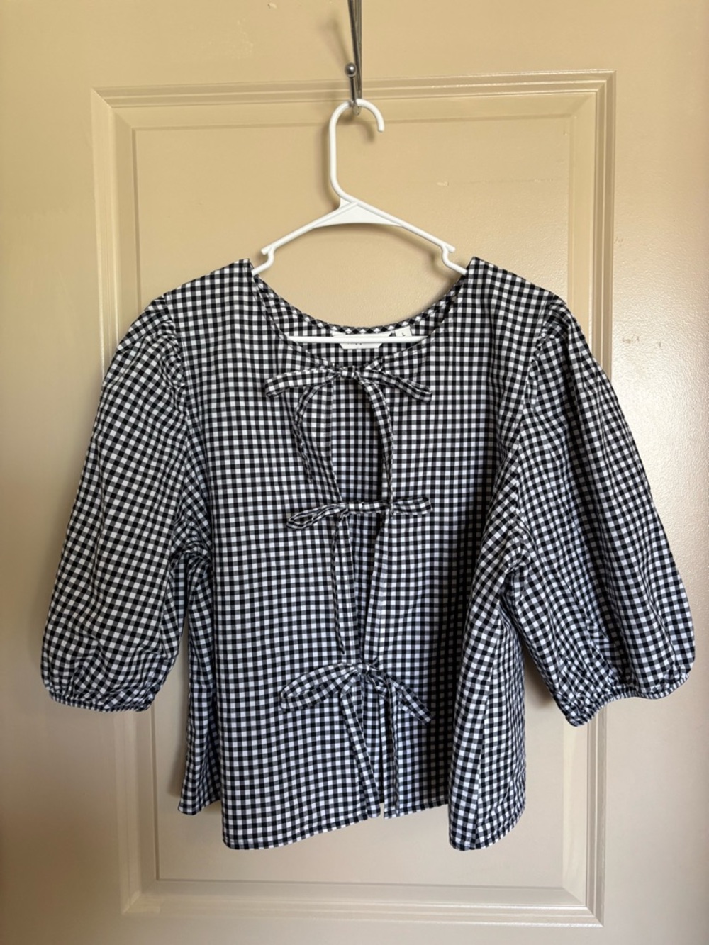Black & White Gingham Bow-Front Puff Sleeve Top